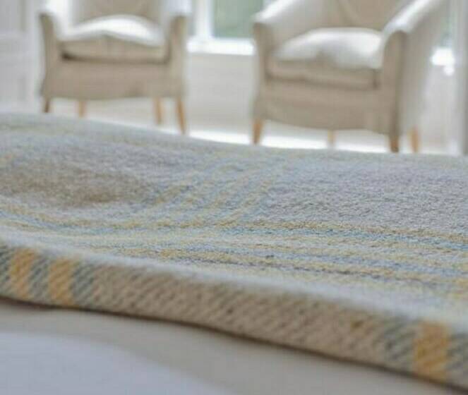 수피리어 룸, Hillside