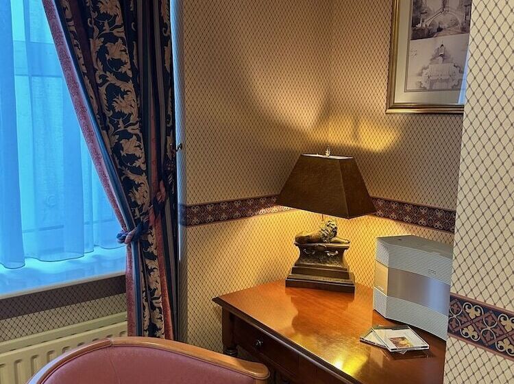 סוויטה, Regency