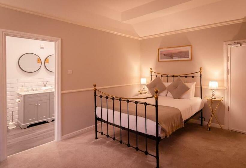 اتاق لوکس با چشم‌انداز دریا, The Alverbank