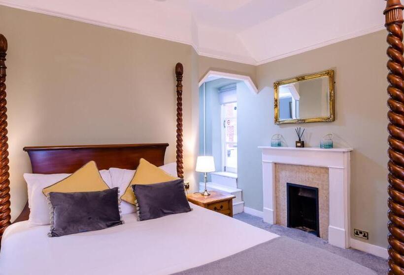 اتاق استاندارد با چشم‌انداز دریا, The Alverbank