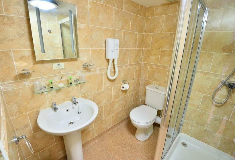 غرفة ديلوكس عائلية, The Angel