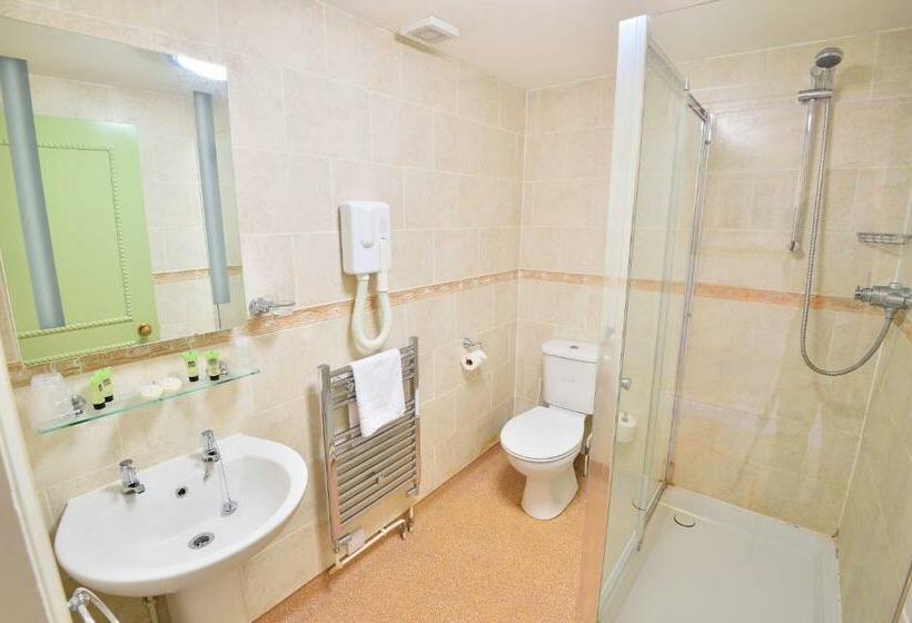 غرفة ديلوكس عائلية, The Angel