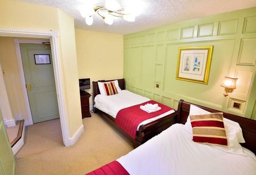 غرفة ديلوكس عائلية, The Angel