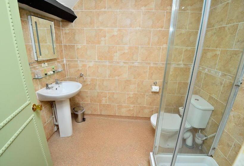 غرفة قياسية, The Angel