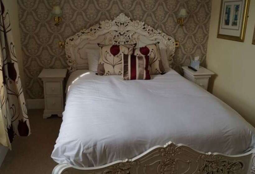 غرفة قياسية, The Angel