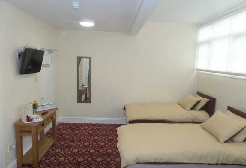 Номер Стандарт, The Cabbage Hall