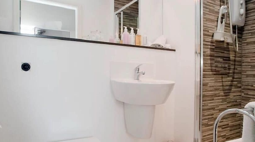 غرفة ديلوكس, The Capon Tree Town House