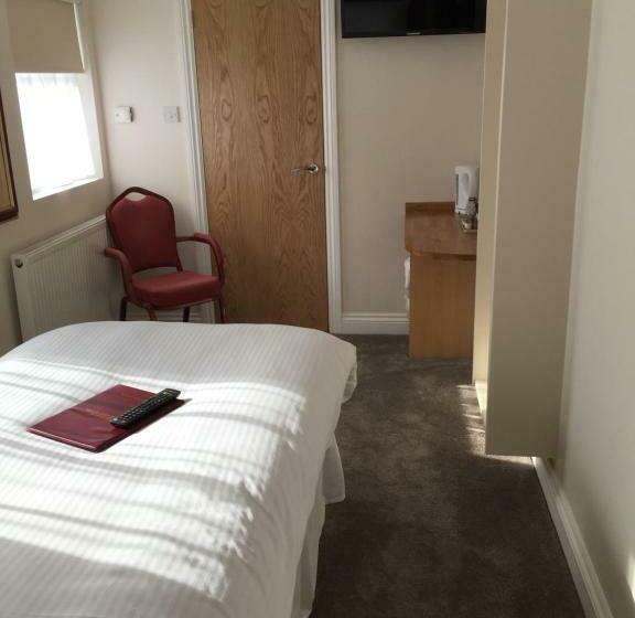 غرفة قياسية فردية, The Granby