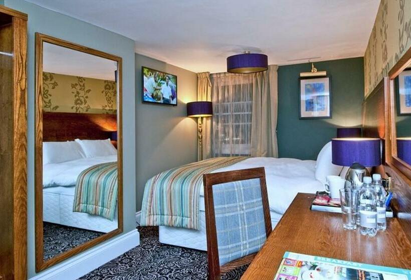 חדר סטנדרט, The Hatchet Inn Wetherspoon