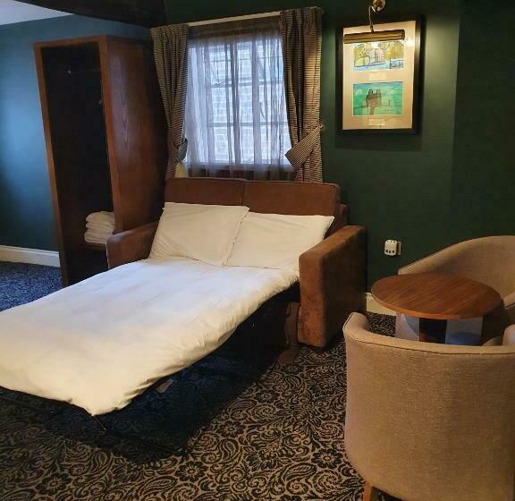 חדר סטנדרט, The Hatchet Inn Wetherspoon