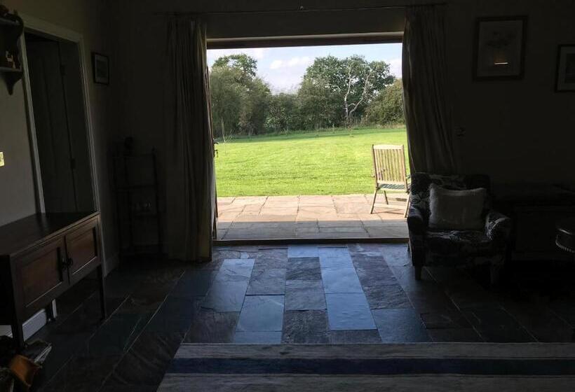 בקתת סופריור בת חדר 1, Moss Farm B&b