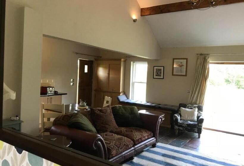 בקתת סופריור בת חדר 1, Moss Farm B&b