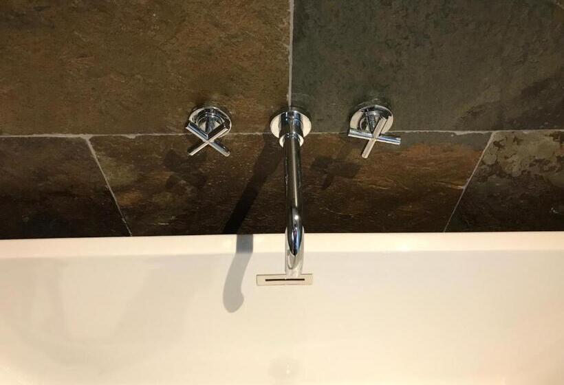 בקתת סופריור בת חדר 1, Moss Farm B&b