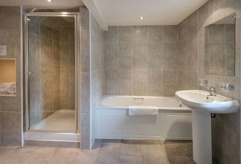 اتاق لوکس, Queenshead Hotel Kelso