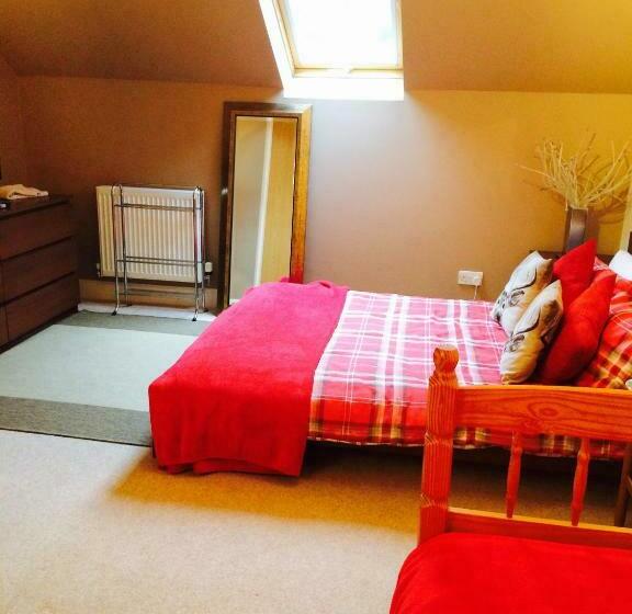 غرفة عائلية, The Old Town Hall B & B