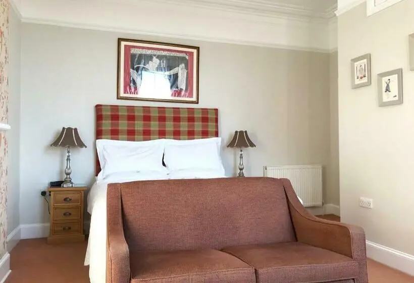 Deluxe-studio, 17 Burgate