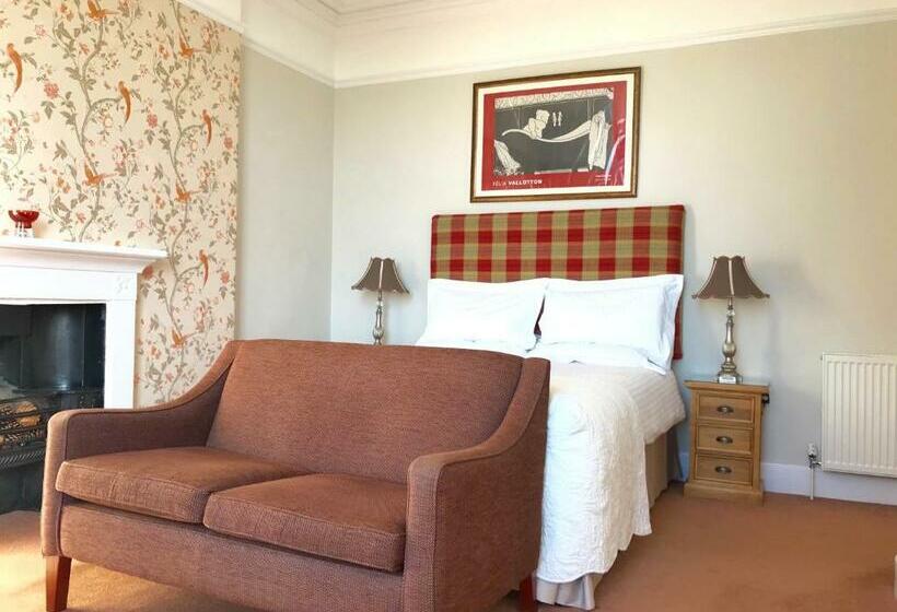 デラックススタジオ, 17 Burgate