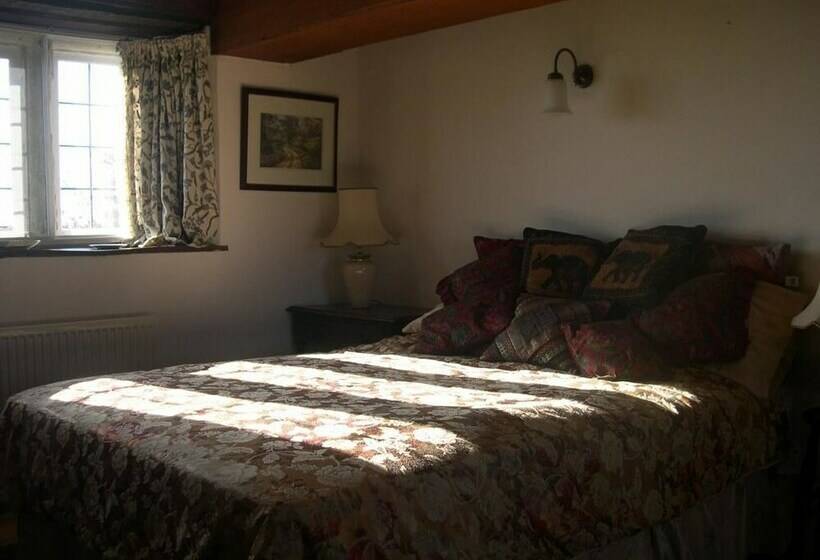 Номер Стандарт, 189 April Cottage