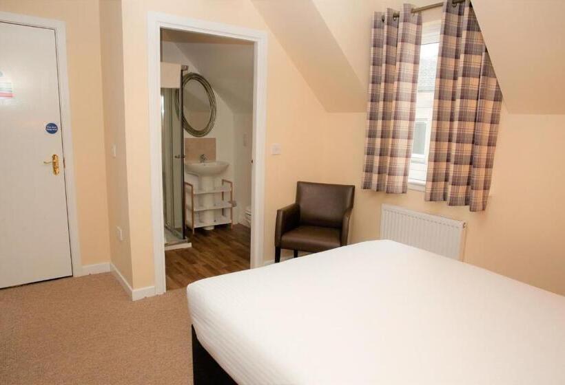 غرفة أساسية, Ardross Glencairn