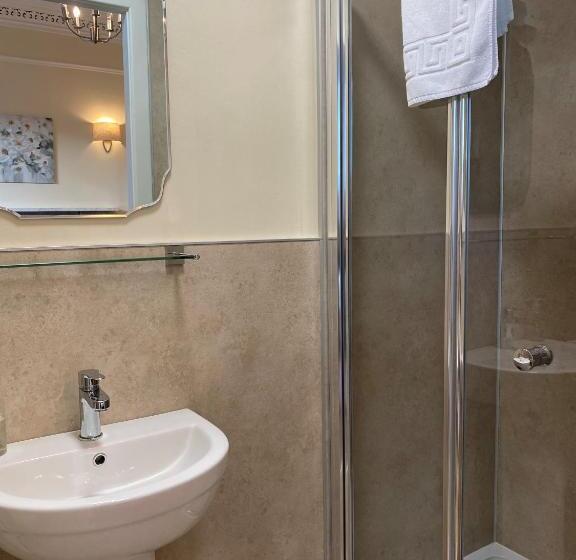 带大床的标准间, Ardross Glencairn