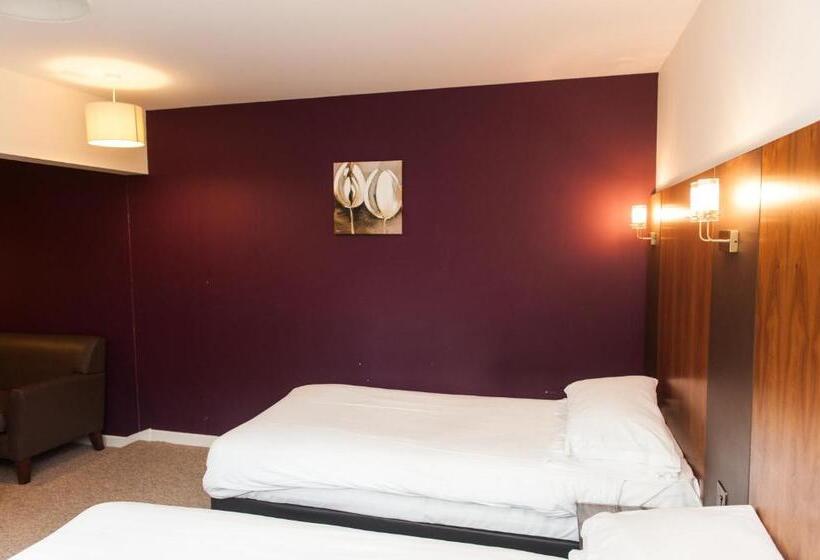 غرفة عائلية, Ardross Glencairn