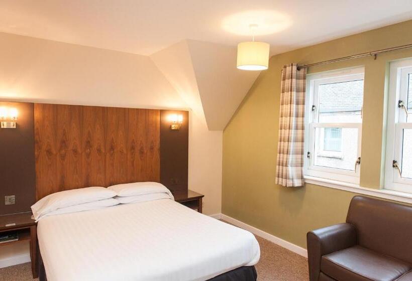 패밀리 룸, Ardross Glencairn