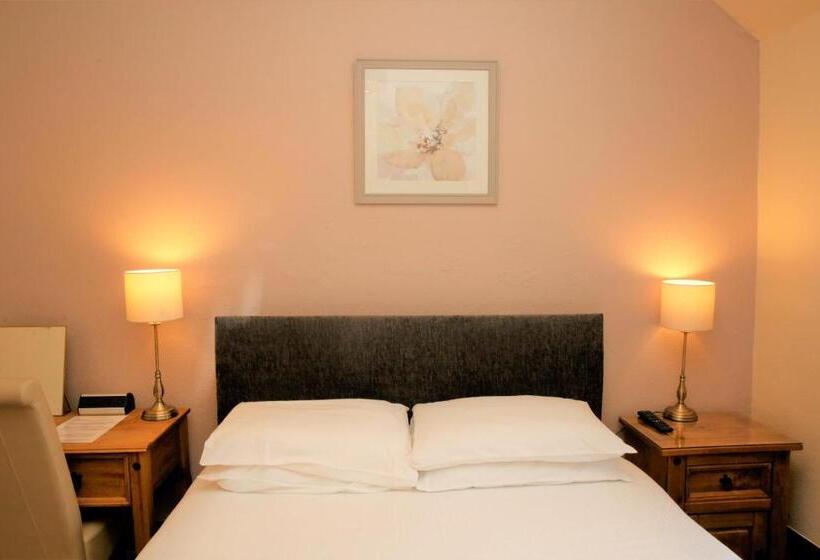 غرفة أساسية, Ardross Glencairn