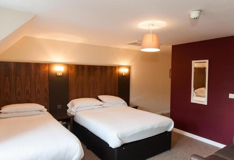 غرفة عائلية, Ardross Glencairn