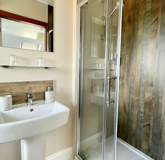 高级大房间, Bojangles Guest House