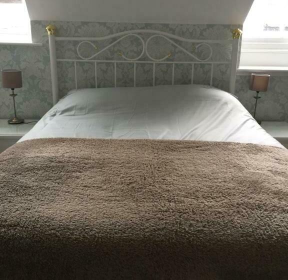 Семейный Номер, Branstone Guest House