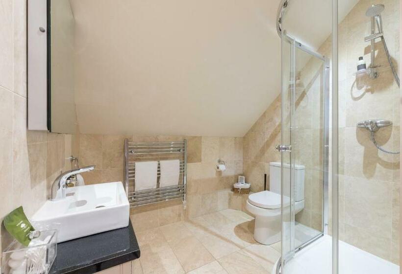 Номер Комфорт, Canaston Oaks