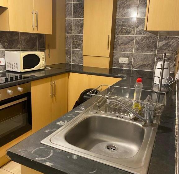 غرفة قياسية فردية حمام مشترك, Circle Guest House Bed Only