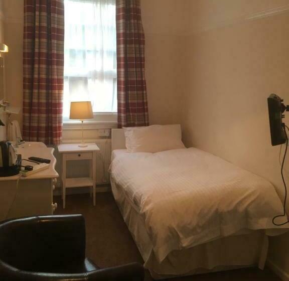 اتاق استاندارد یک نفره, Elmdon Lodge