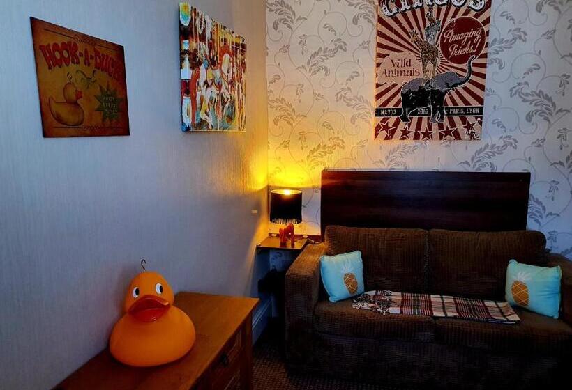 סוויטה דלוקס, Gabrielles