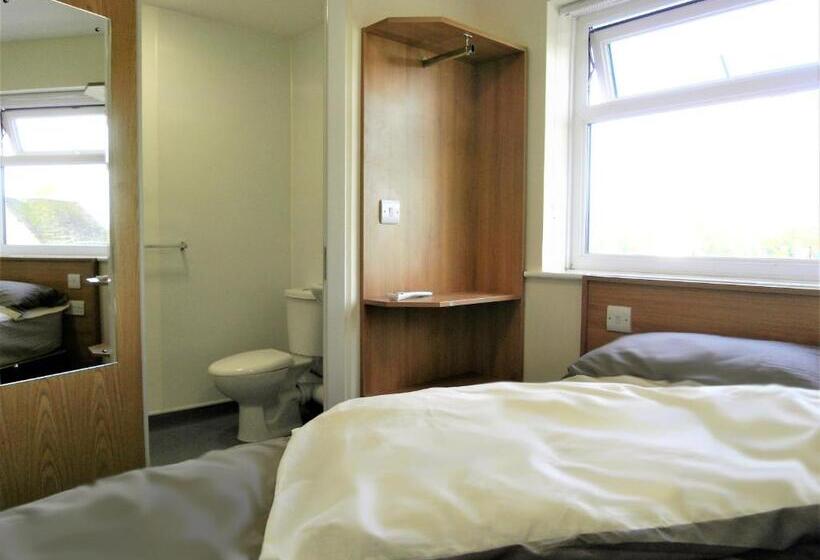 חדר סטנדרט יחיד, The Stop Hollies Truckstop Café