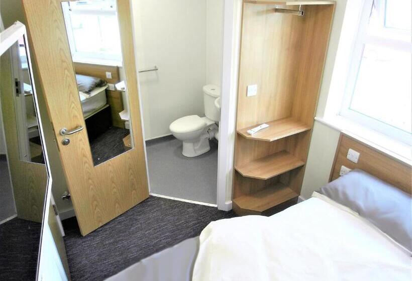 חדר סטנדרט יחיד, The Stop Hollies Truckstop Café