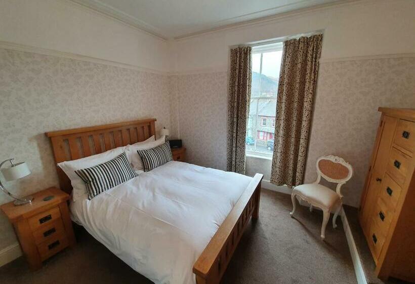 スタンダードルーム, Strathmore Guest House