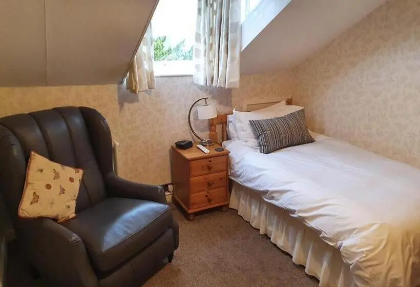 Standard Yhden Hengen Huone, Strathmore Guest House