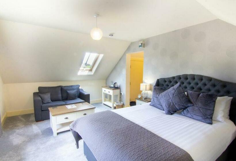 キングサイズベッドのスタンダードルーム, The Charlton Arms