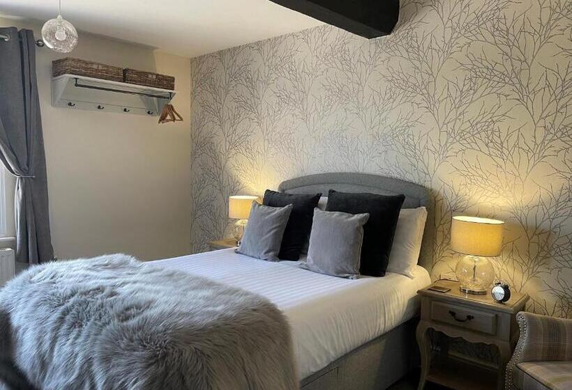 クラシックルーム, The Charlton Arms