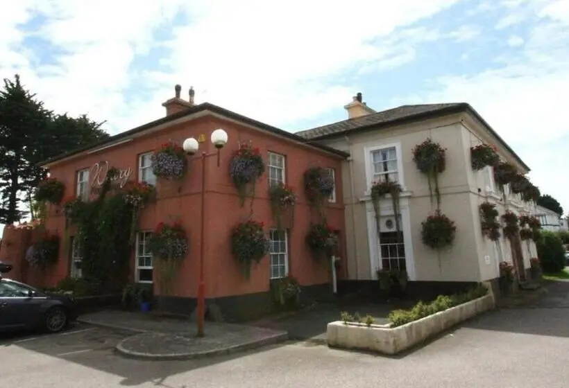 デラックスジュニアスイート, The Railway Inn