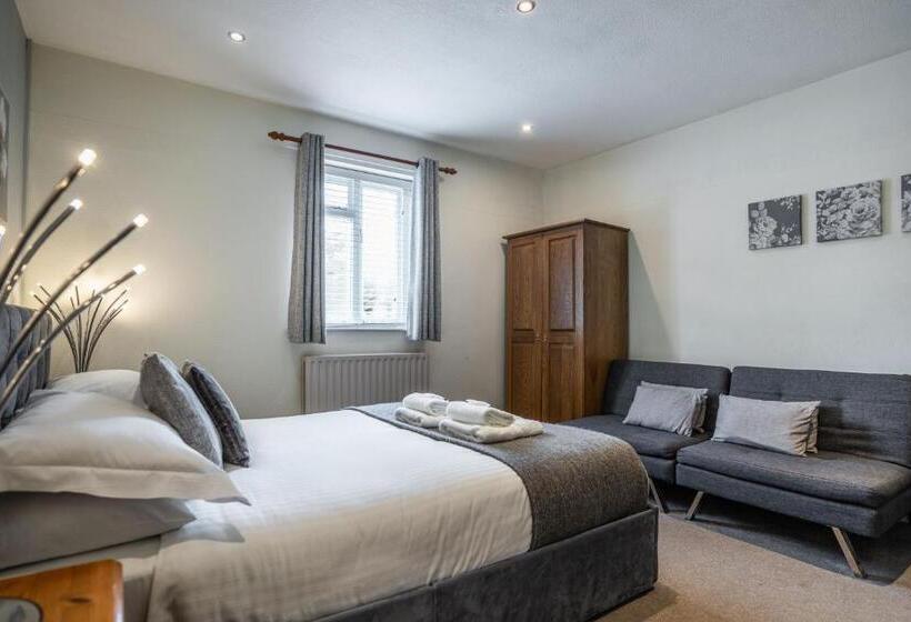 חדר סטנדרט עם מיטת קינג, Black Horse