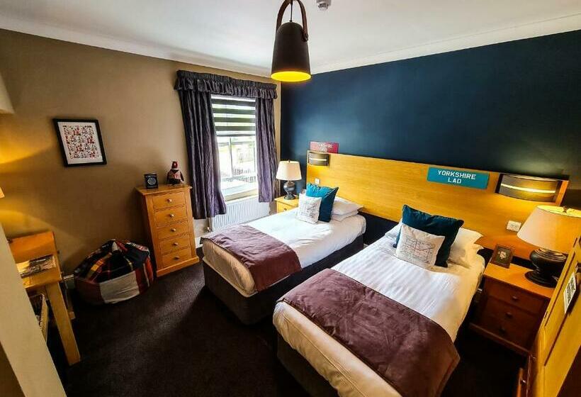 スタンダードルーム, Grantham Arms