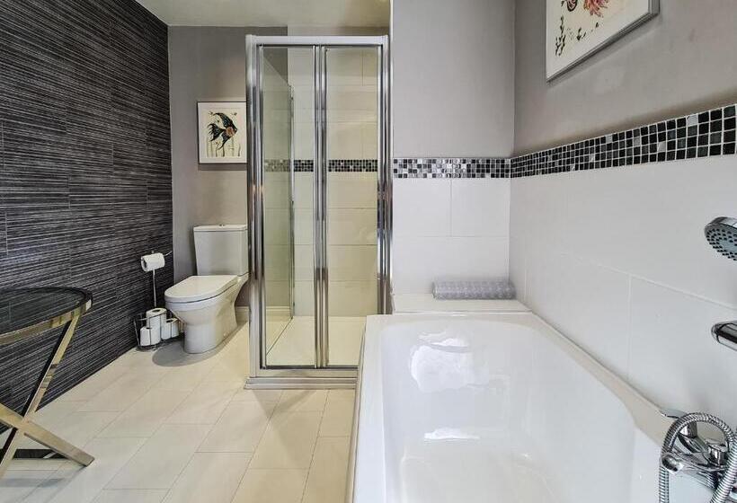 ジュニアスイート, Grantham Arms