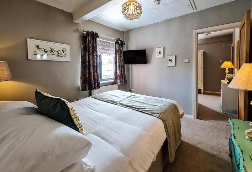 ジュニアスイート, Grantham Arms