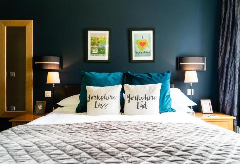 ベーシックルーム, Grantham Arms