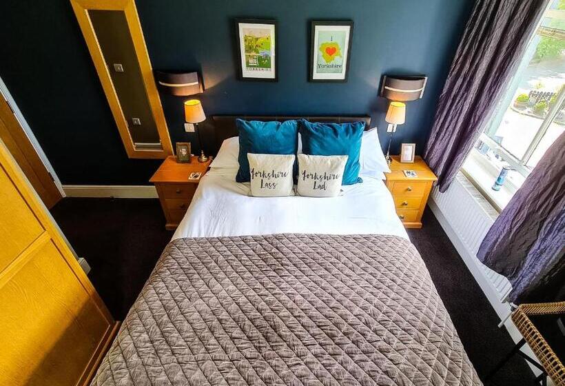 ベーシックルーム, Grantham Arms