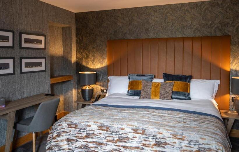 패밀리 룸, Heathmount