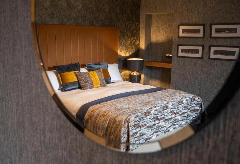 패밀리 룸, Heathmount