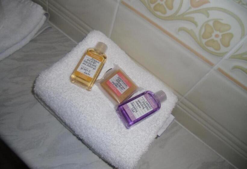 חדר סטנדרט, Ormidale